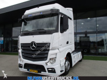 Mercedes tractor unit