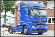 Mercedes tractor unit