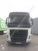 tractor Volvo FH12 460