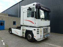 Renault tractor unit