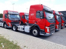 ciągnik siodłowy Volvo