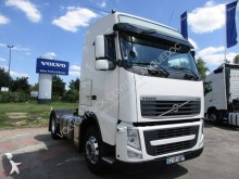 ciągnik siodłowy Volvo