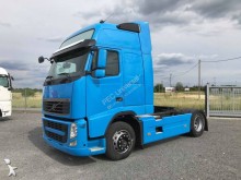 ciągnik siodłowy Volvo