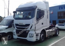 cap tractor Iveco
