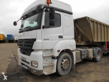 Mercedes Axor 1840 tractor unit