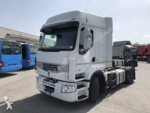 Renault 460.18 tractor unit
