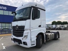 Mercedes tractor unit