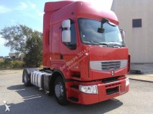 Renault Premium 460 EEV tractor unit