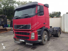 tracteur Volvo FH12
