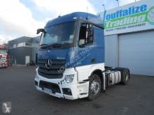 Mercedes tractor unit
