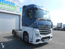 Mercedes tractor unit