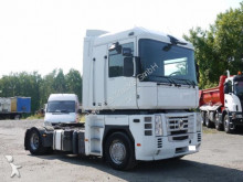 Renault tractor unit