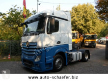 Mercedes tractor unit