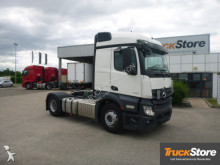 Mercedes tractor unit