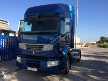 Renault Premium 460 EEV tractor unit