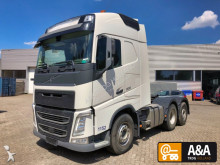 cap tractor Volvo