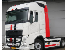 Volvo FH 460 tractor unit