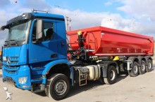 Mercedes tractor unit