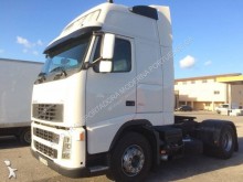 tracteur convoi exceptionnel Volvo