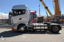 Scania R 400 tractor unit