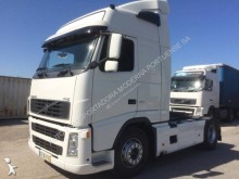 tracteur convoi exceptionnel Volvo