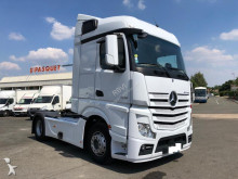 Mercedes tractor unit