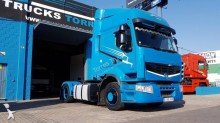 Renault tractor unit