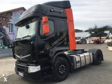 cap tractor Renault