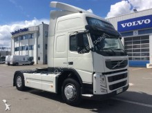 cap tractor Volvo