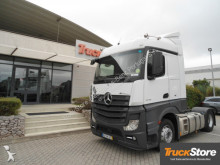 Mercedes tractor unit