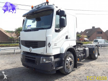 Renault Lander 460 tractor unit