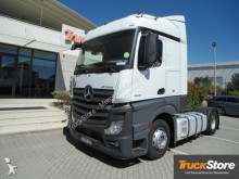 Mercedes tractor unit