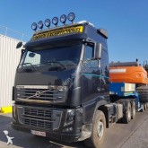 trattore Volvo FH16 700