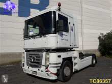 trattore Renault Magnum 440