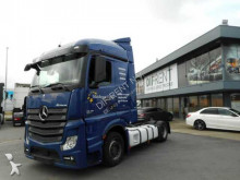 Mercedes tractor unit