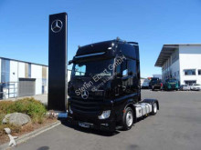 Mercedes Sattelzugmaschine Schwertransport