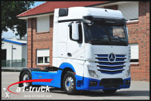 Mercedes Sattelzugmaschine