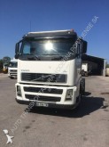 tractor transporte excepcional Volvo