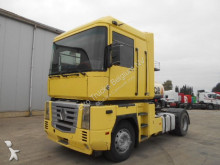 Renault Magnum AE 440 tractor unit