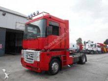 Renault Magnum AE 440 tractor unit