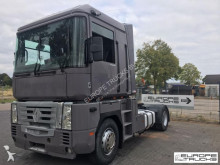 Renault Magnum 440 tractor unit
