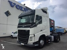 cap tractor Volvo