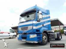 cap tractor Renault
