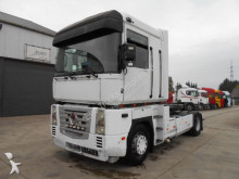 Renault Magnum AE 440 tractor unit