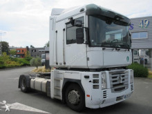 cap tractor Renault