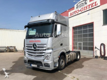 Mercedes tractor unit