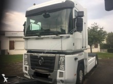 Renault tractor unit