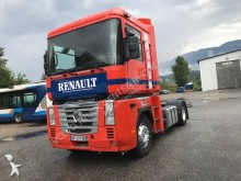cap tractor Renault