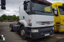 Renault tractor unit