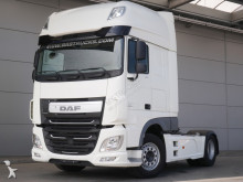 DAF XF tractor unit